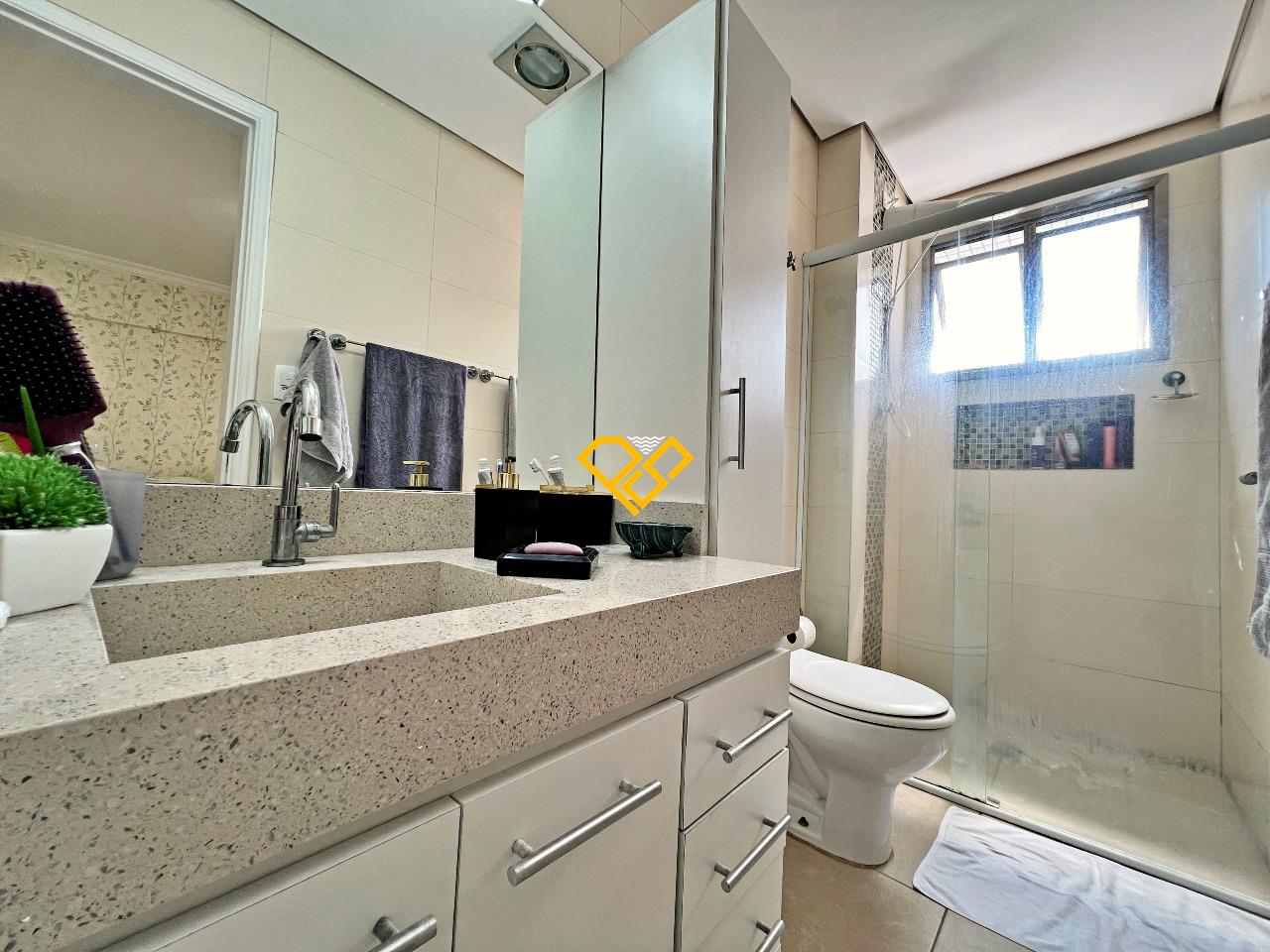 Cobertura à venda no Marapé: Wc suíte