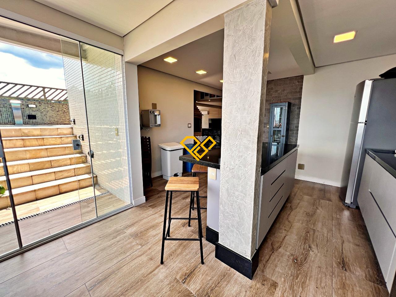 Cobertura à venda no Marapé: Área gourmet com churrasqueira