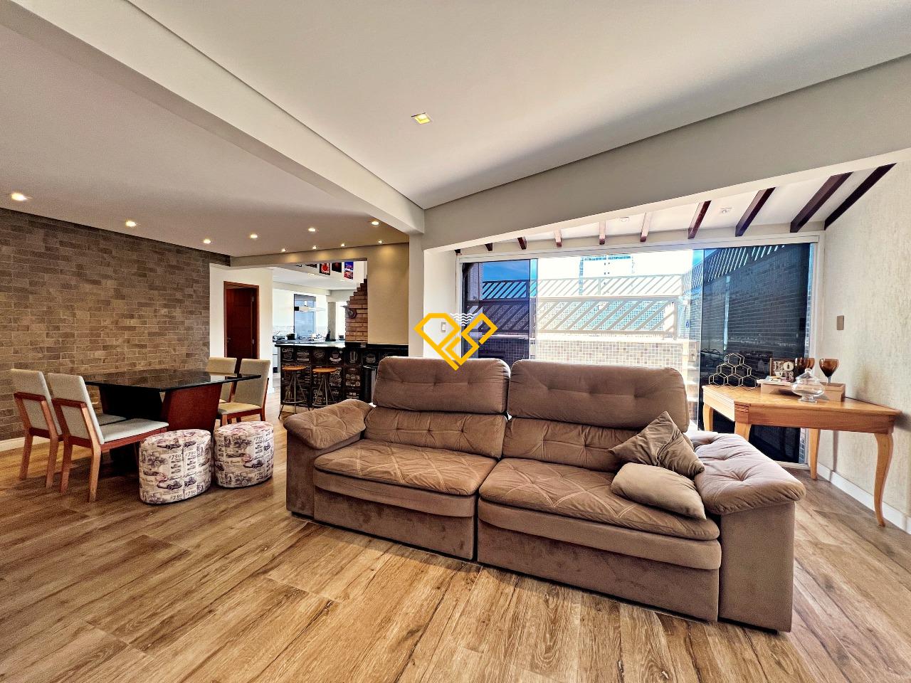 Cobertura à venda no Marapé: Sala