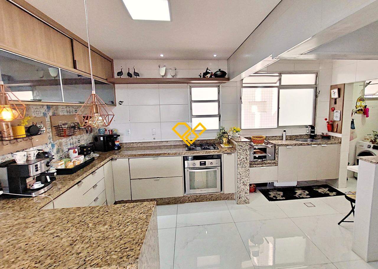Apartamento à venda no Gonzaga: Cozinha
