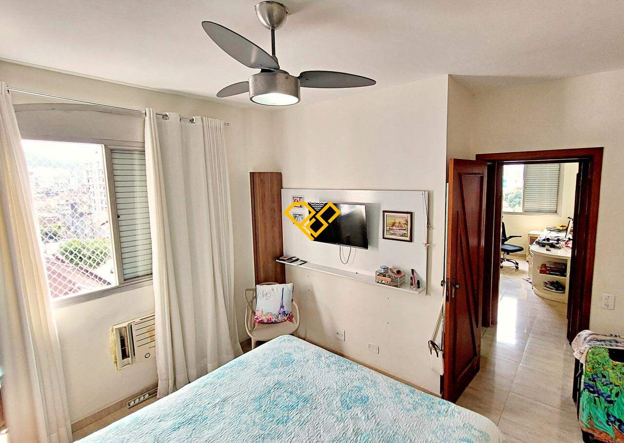 Apartamento à venda no Gonzaga: Dormitório 1 - suíte