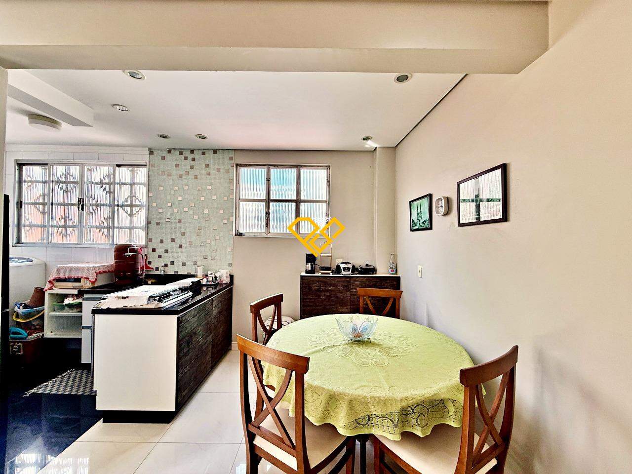 Apartamento à venda no Embaré: 