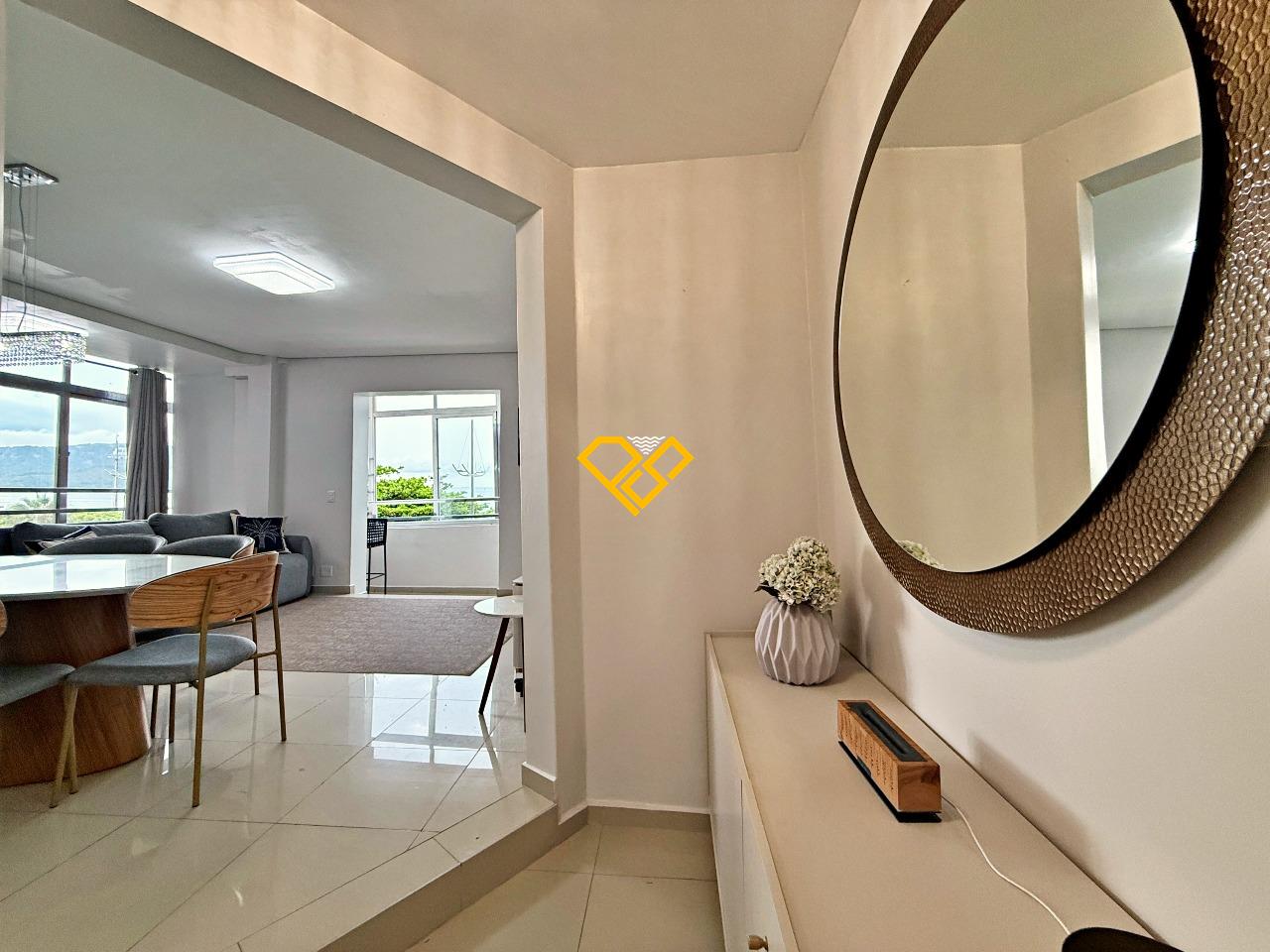 Apartamento à venda no Boqueirão: Entrada