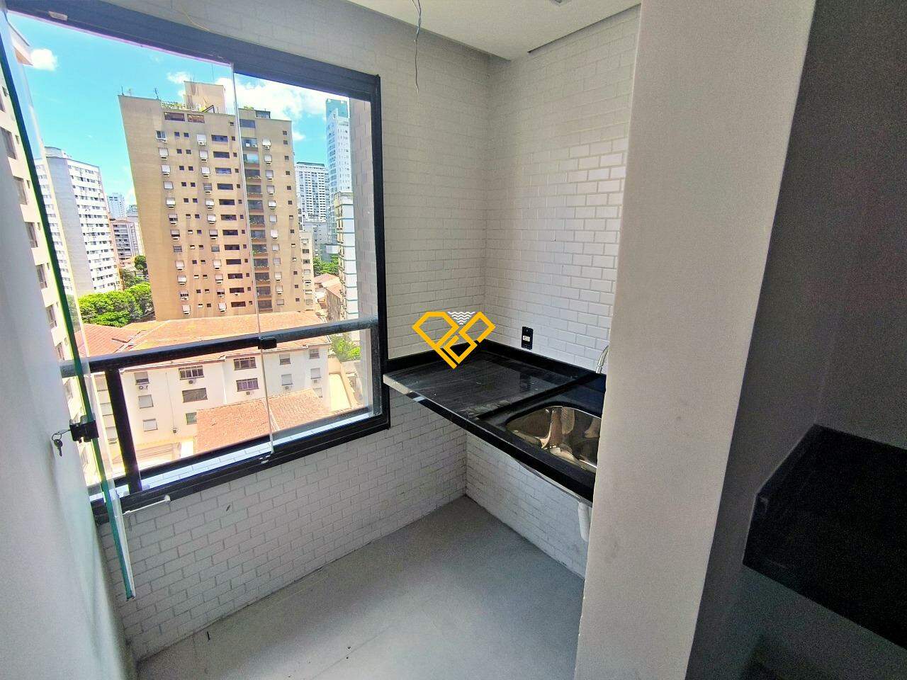 Apartamento à venda no Ponta da Praia: Área de serviço