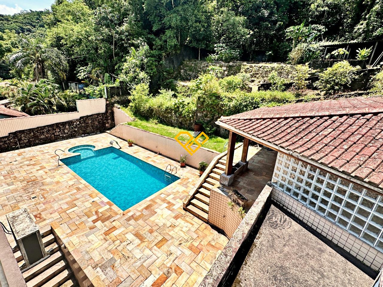 Sobrado à venda no Morro Nova Cintra: 