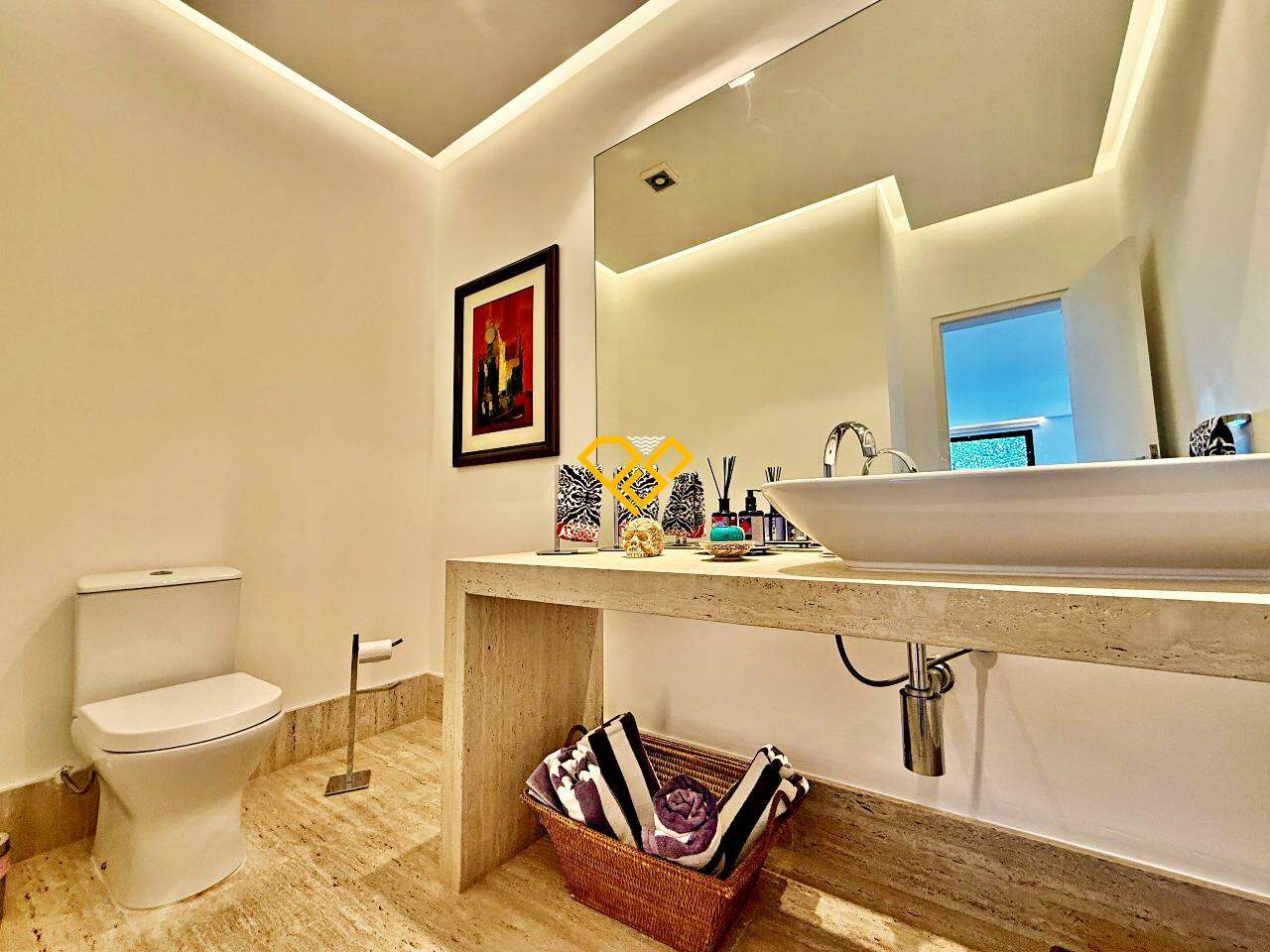 Casa à venda no Santa Terezinha: Lavabo