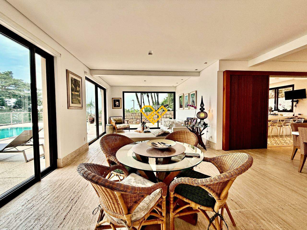 Casa à venda no Santa Terezinha: Sala