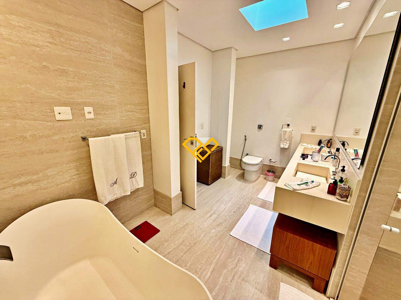 Casa à venda no Santa Terezinha: Wc suíte 1