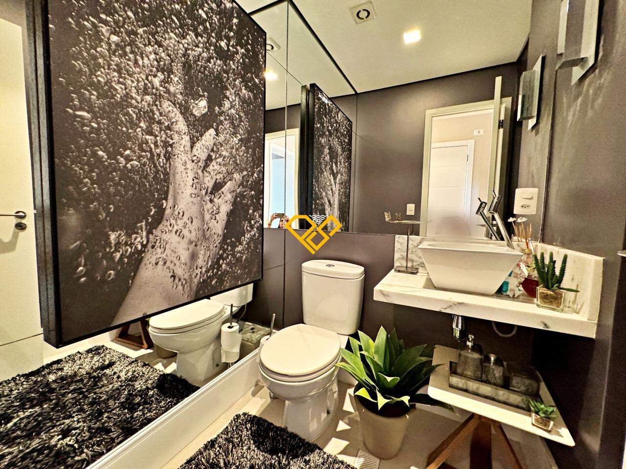 Apartamento para aluguel no Boqueirão: Lavabo