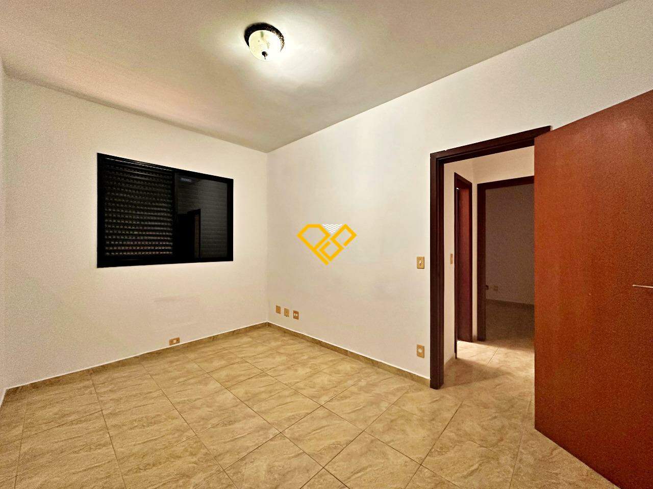 Apartamento à venda no Embaré: