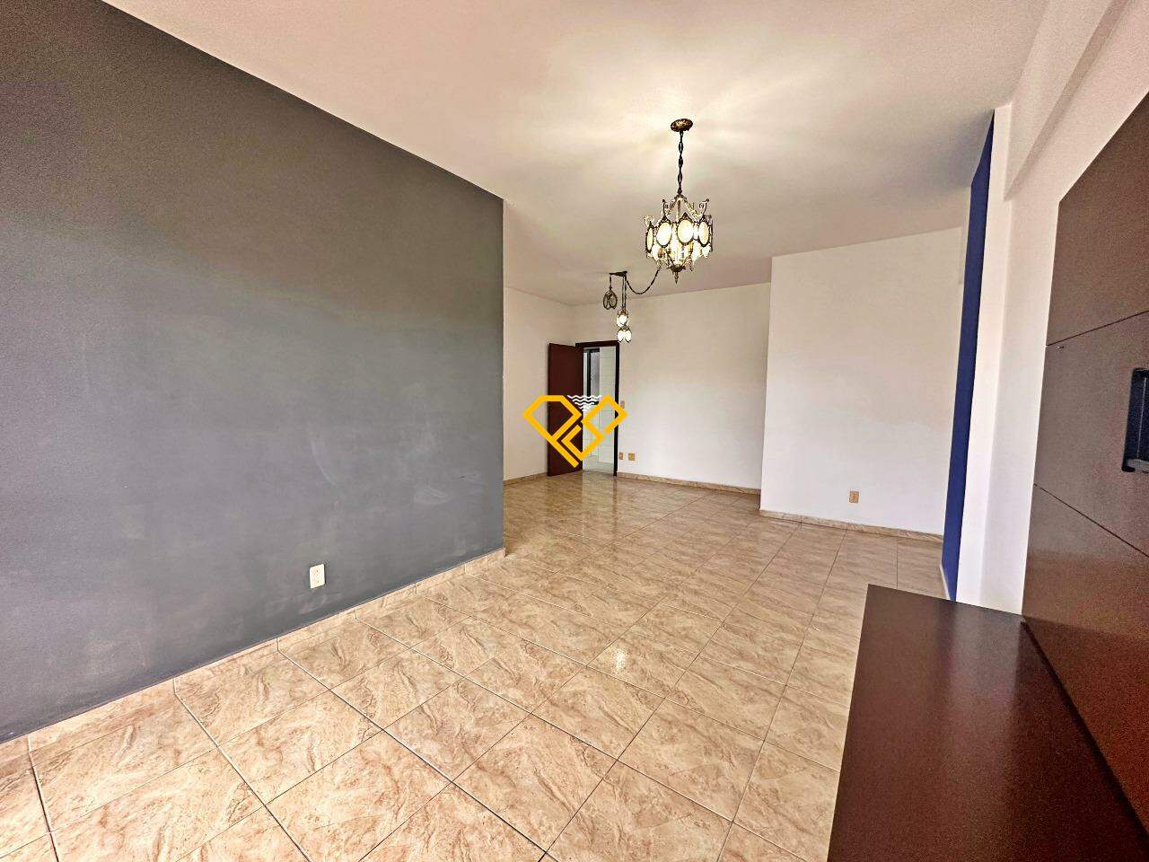Apartamento à venda no Embaré: