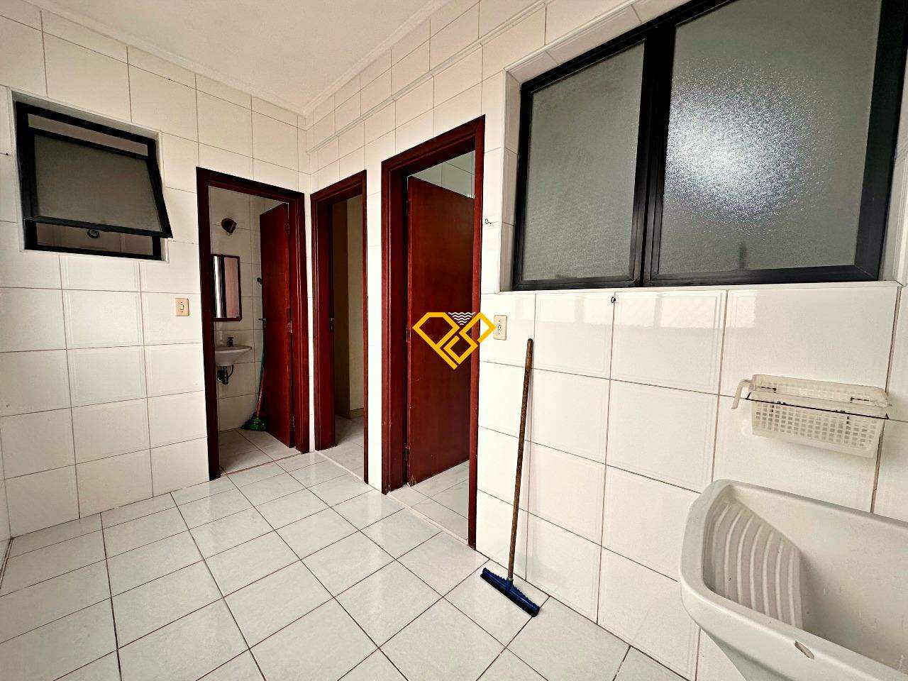 Apartamento à venda no Embaré: