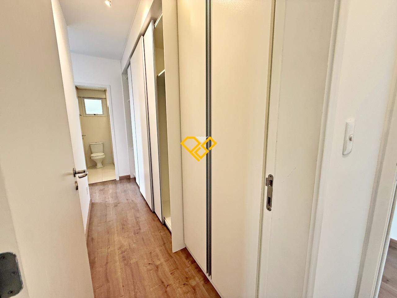 Apartamento à venda no Gonzaga: Dormitório 1 - suíte