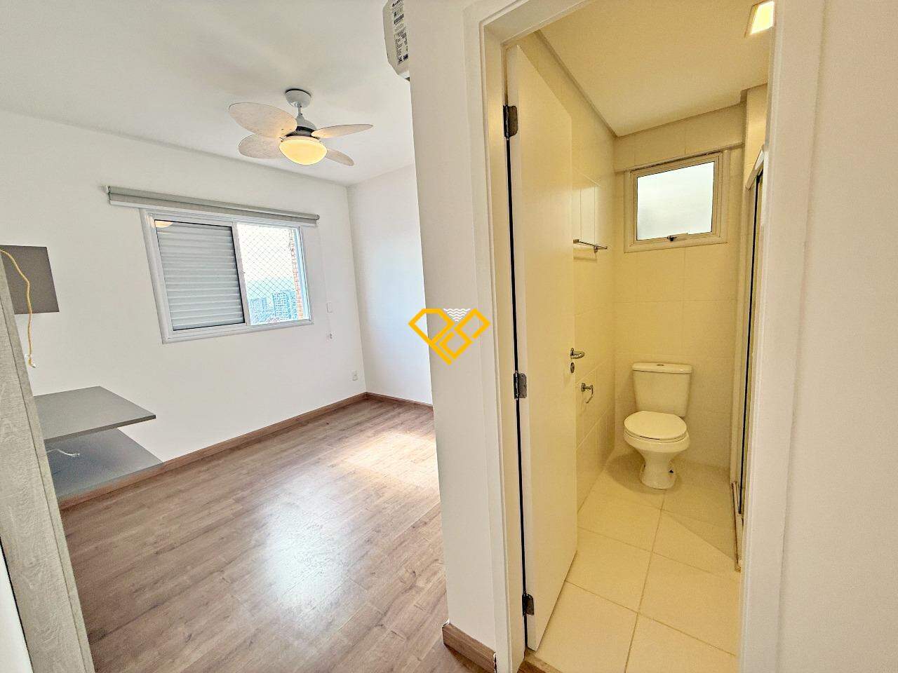 Apartamento à venda no Gonzaga: Dormitório 1 - suíte