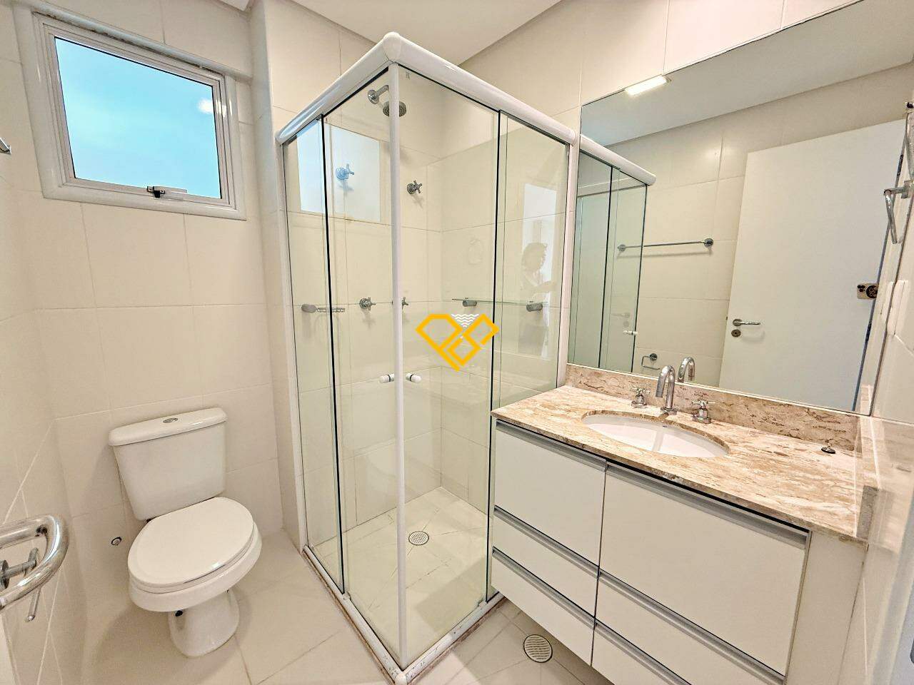 Apartamento à venda no Gonzaga: Wc suíte