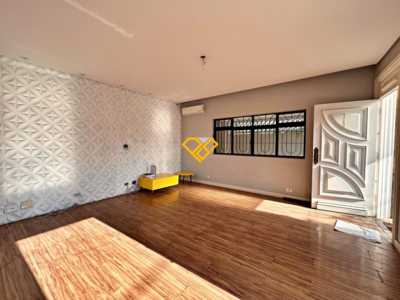 Sobrado à venda no Aparecida: 