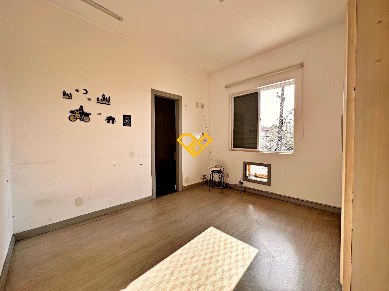 Sobrado à venda no Aparecida: 