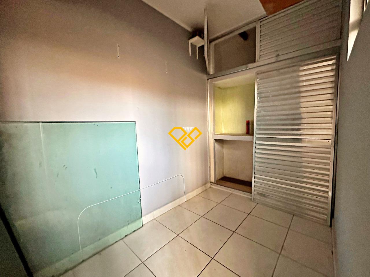 Sobrado à venda no Aparecida: 