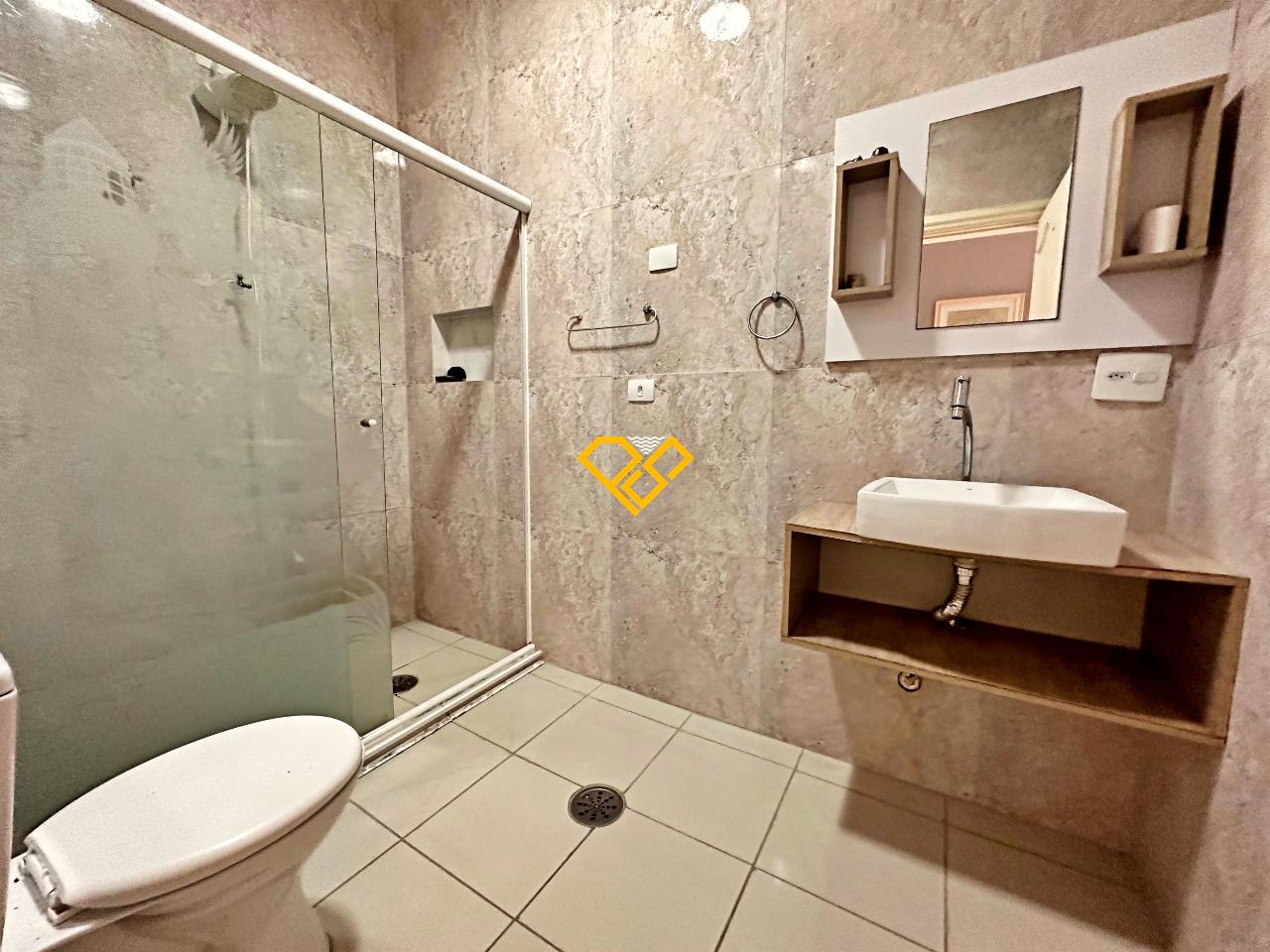 Sobrado à venda no Aparecida: 