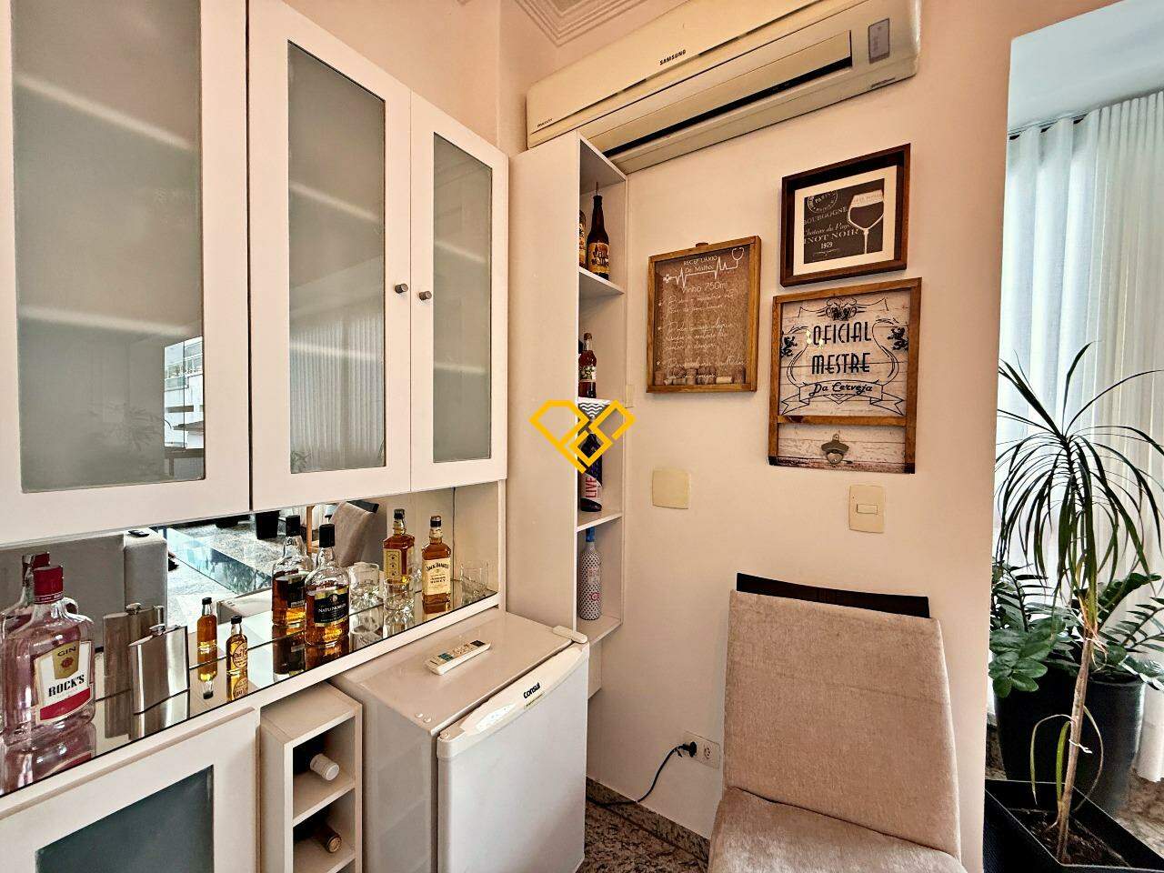 Apartamento à venda no Embaré: Sala