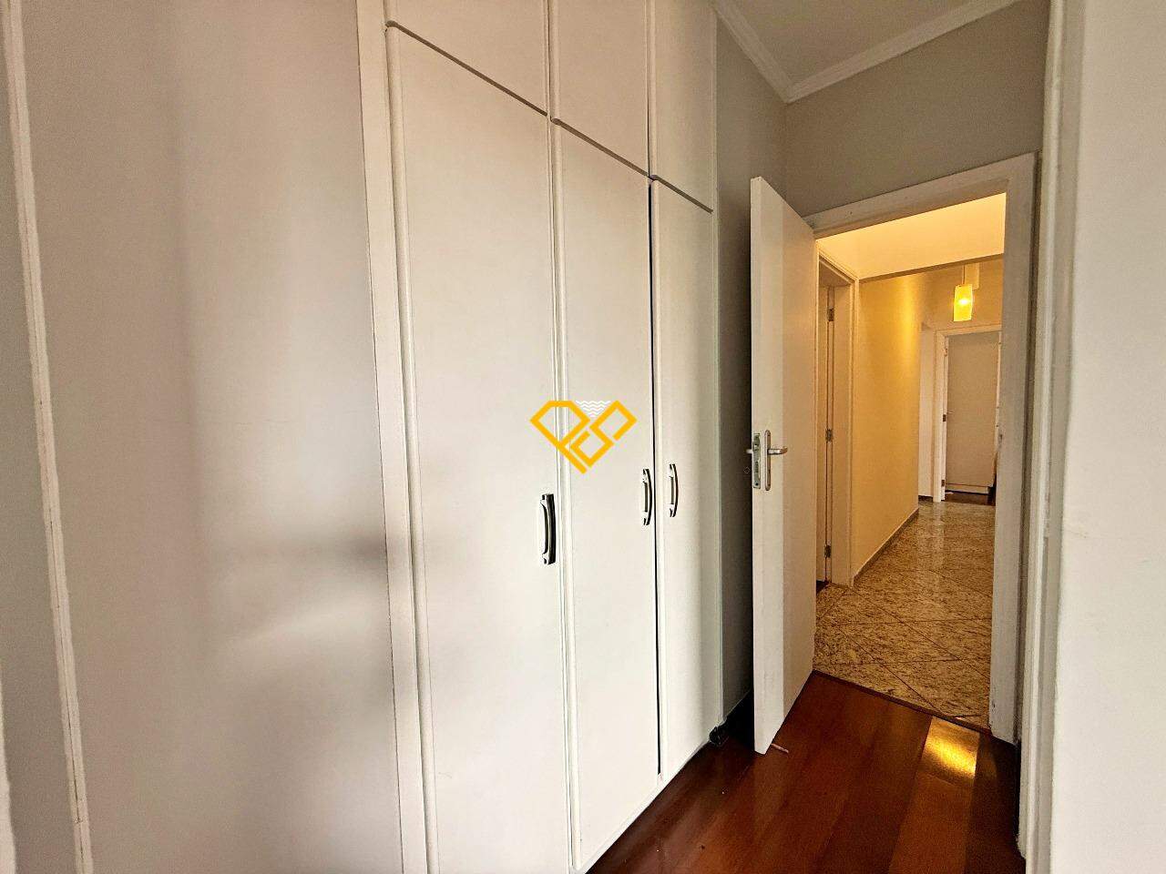Apartamento à venda no Embaré: 