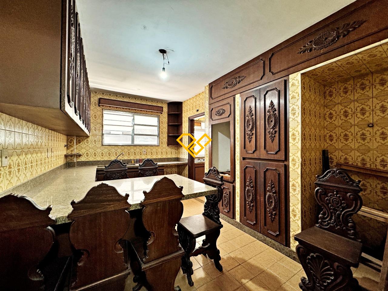 Apartamento à venda no Gonzaga: Cozinha