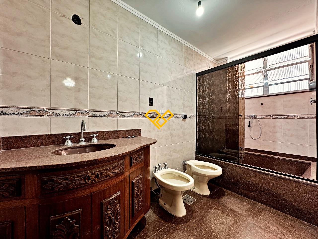 Apartamento à venda no Gonzaga: Wc suíte