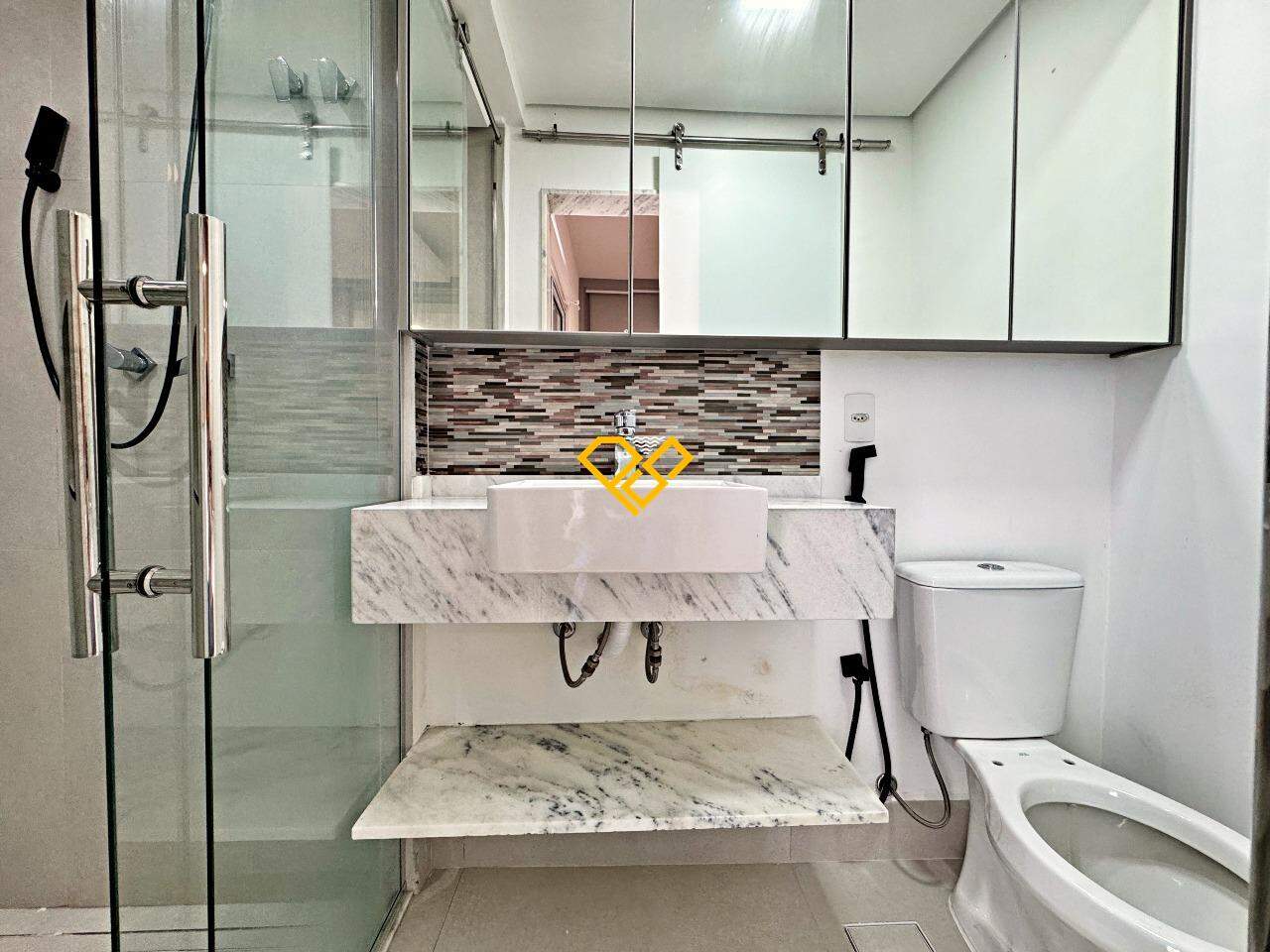 Apartamento à venda no Aparecida: Wc suíte master