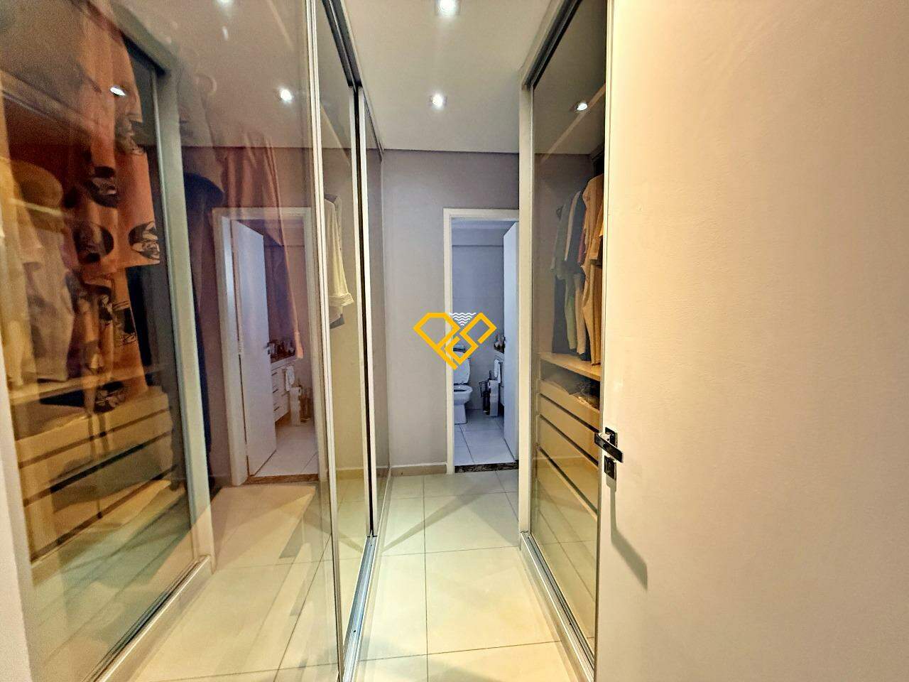 Apartamento à venda no Boqueirão: Suíte 1 - closet