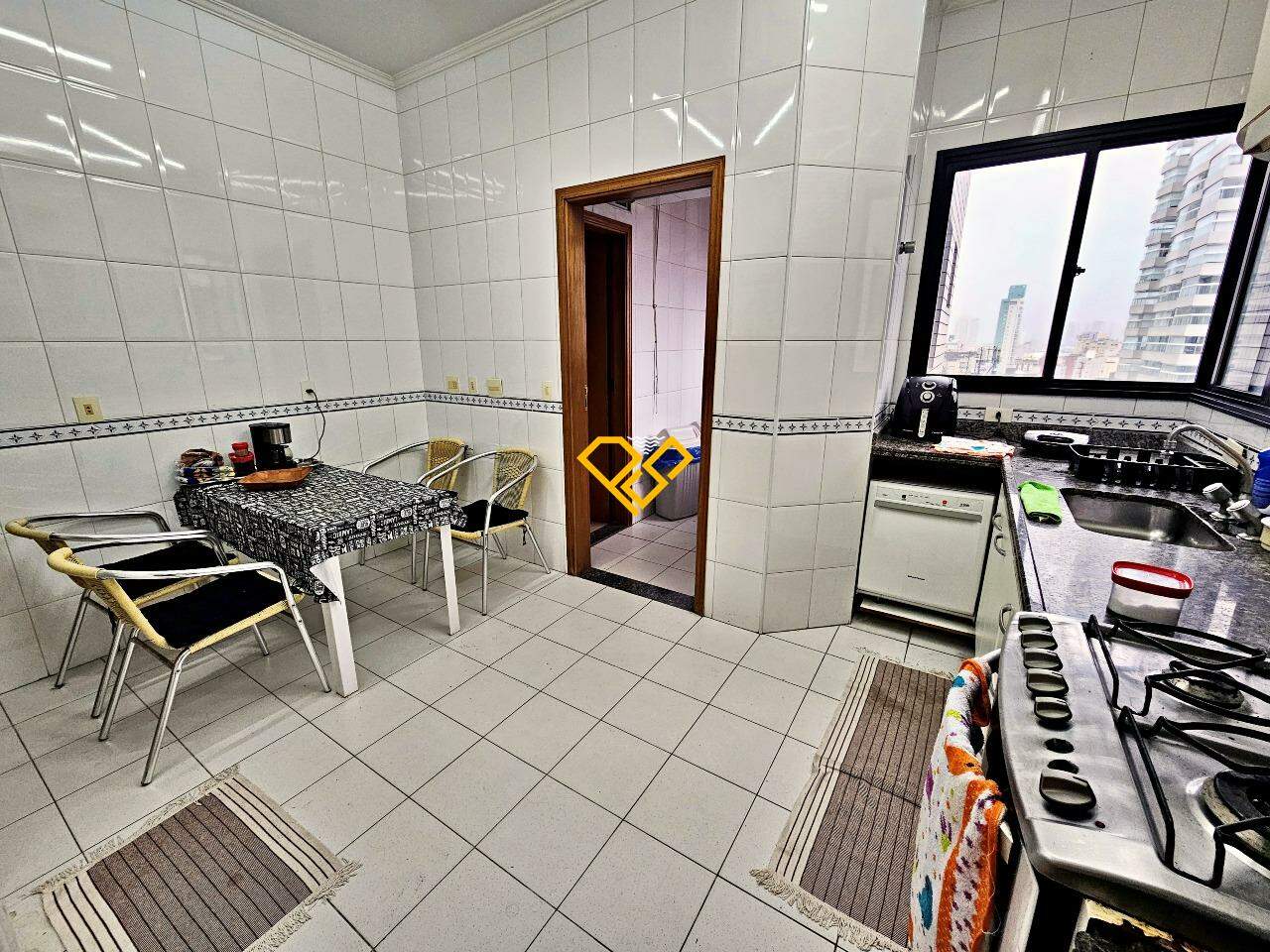 Apartamento à venda no Aparecida: Cozinha