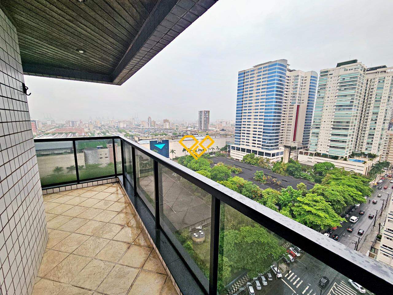 Apartamento à venda no Aparecida: Varanda dormitório 1