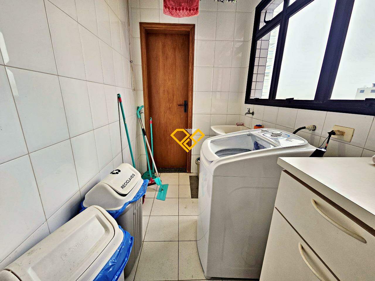 Apartamento à venda no Aparecida: Área de serviço