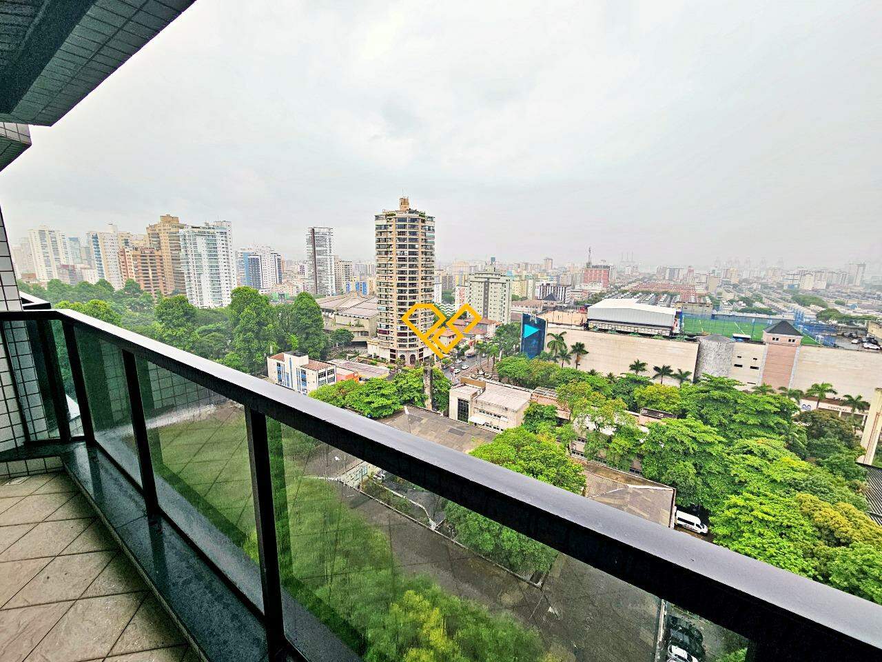 Apartamento à venda no Aparecida: Varanda da sala