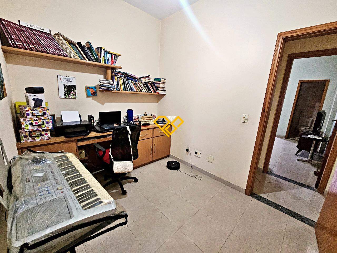 Apartamento à venda no Aparecida: Dependência revertida para área íntima