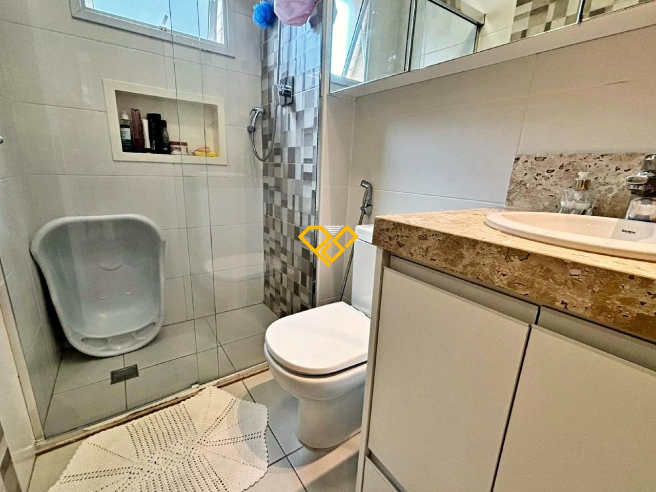 Apartamento à venda no Pompéia: Wc social