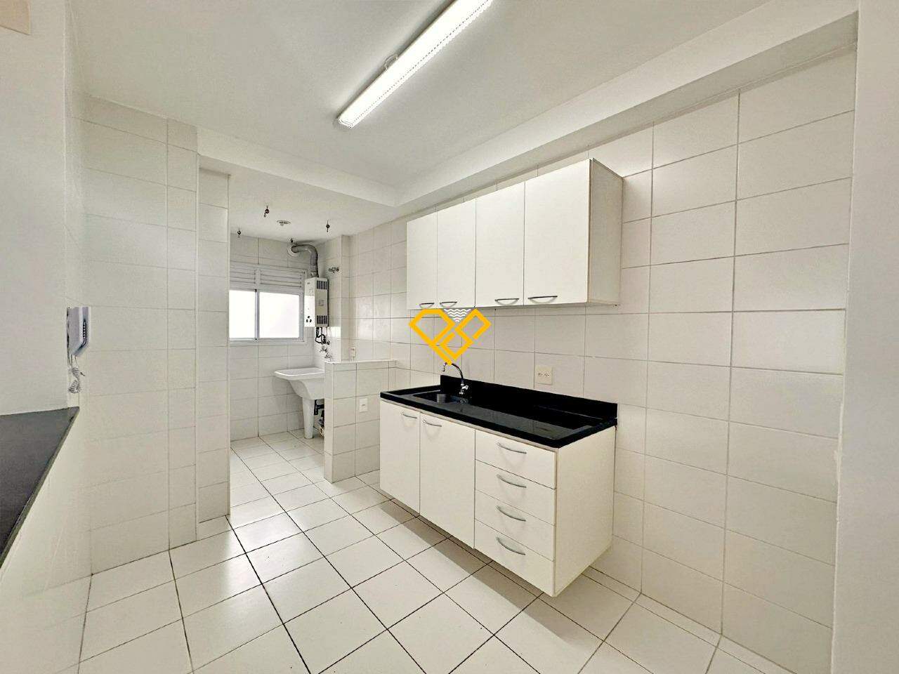 Apartamento para aluguel no Ponta da Praia: Cozinha