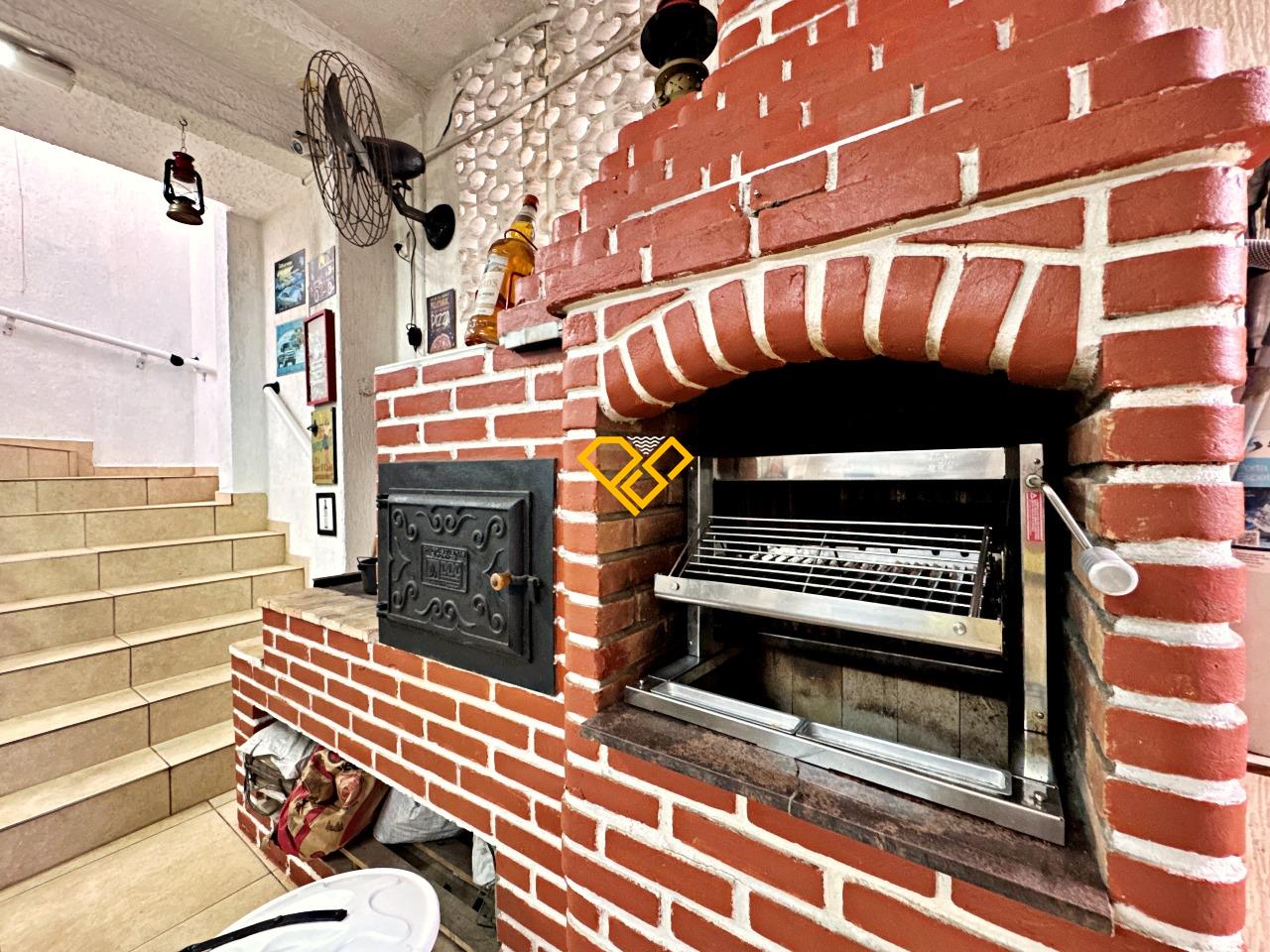 Sobrado à venda no Marapé: