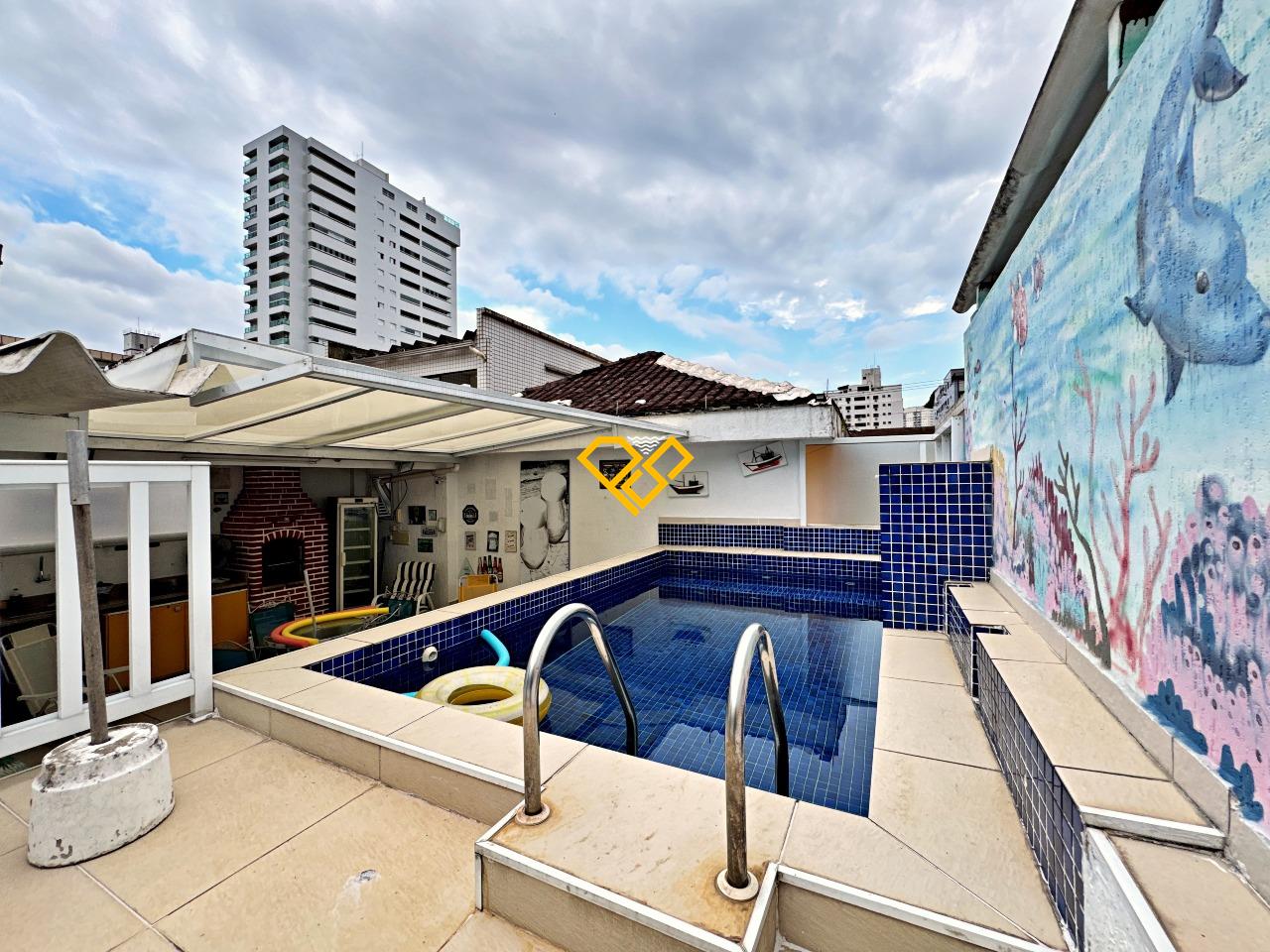 Sobrado à venda no Marapé: 