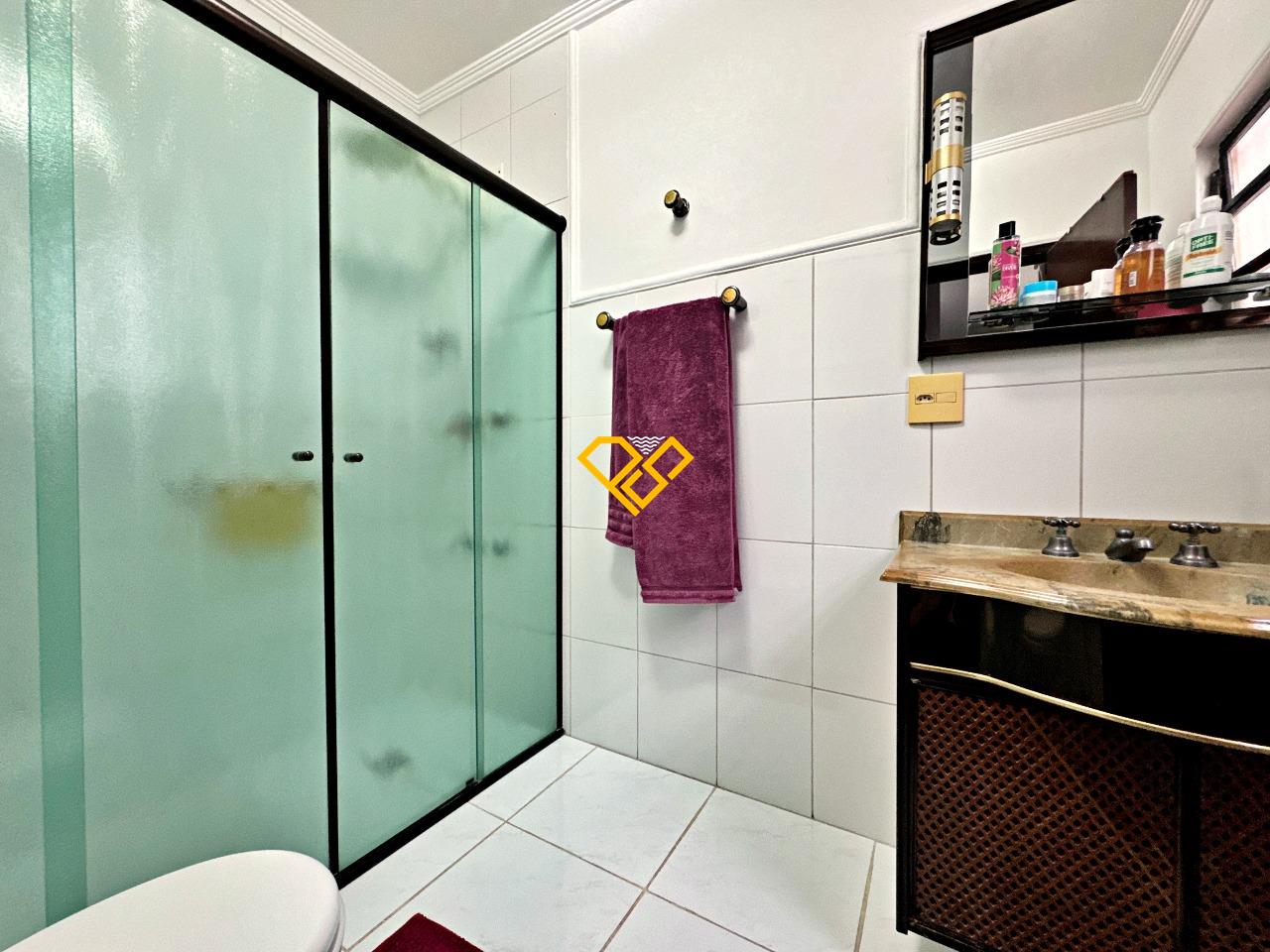 Sobrado à venda no Marapé: