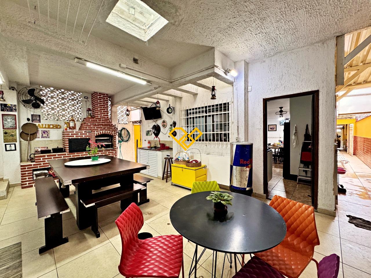 Sobrado à venda no Marapé: