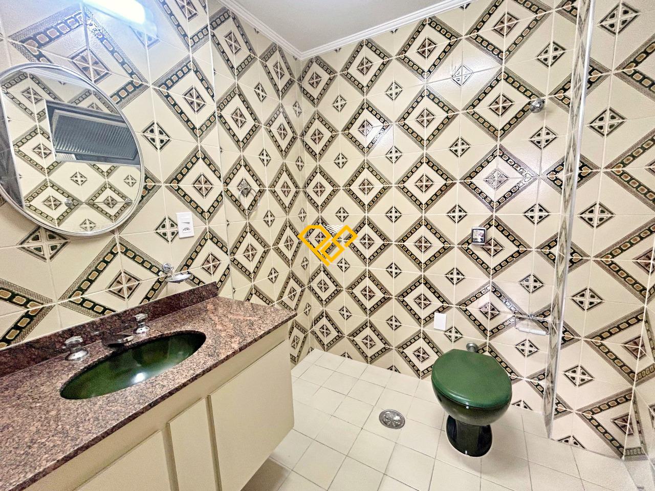 Apartamento para aluguel no Gonzaga: Wc suíte