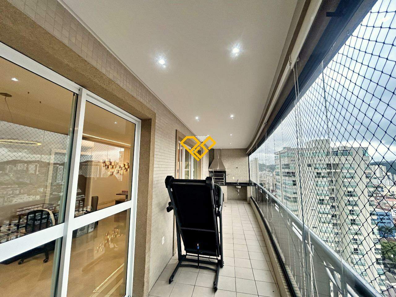Apartamento à venda no Boqueirão: