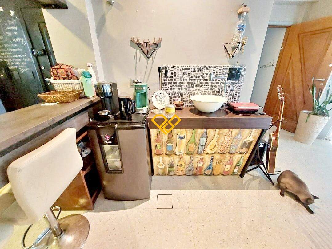 Apartamento à venda no Gonzaga: Sala de jantar