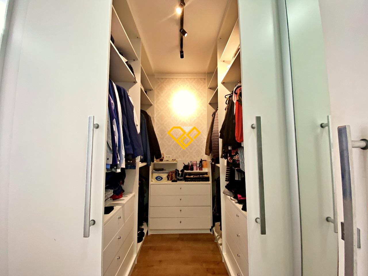 Cobertura à venda no Boqueirão: Closet