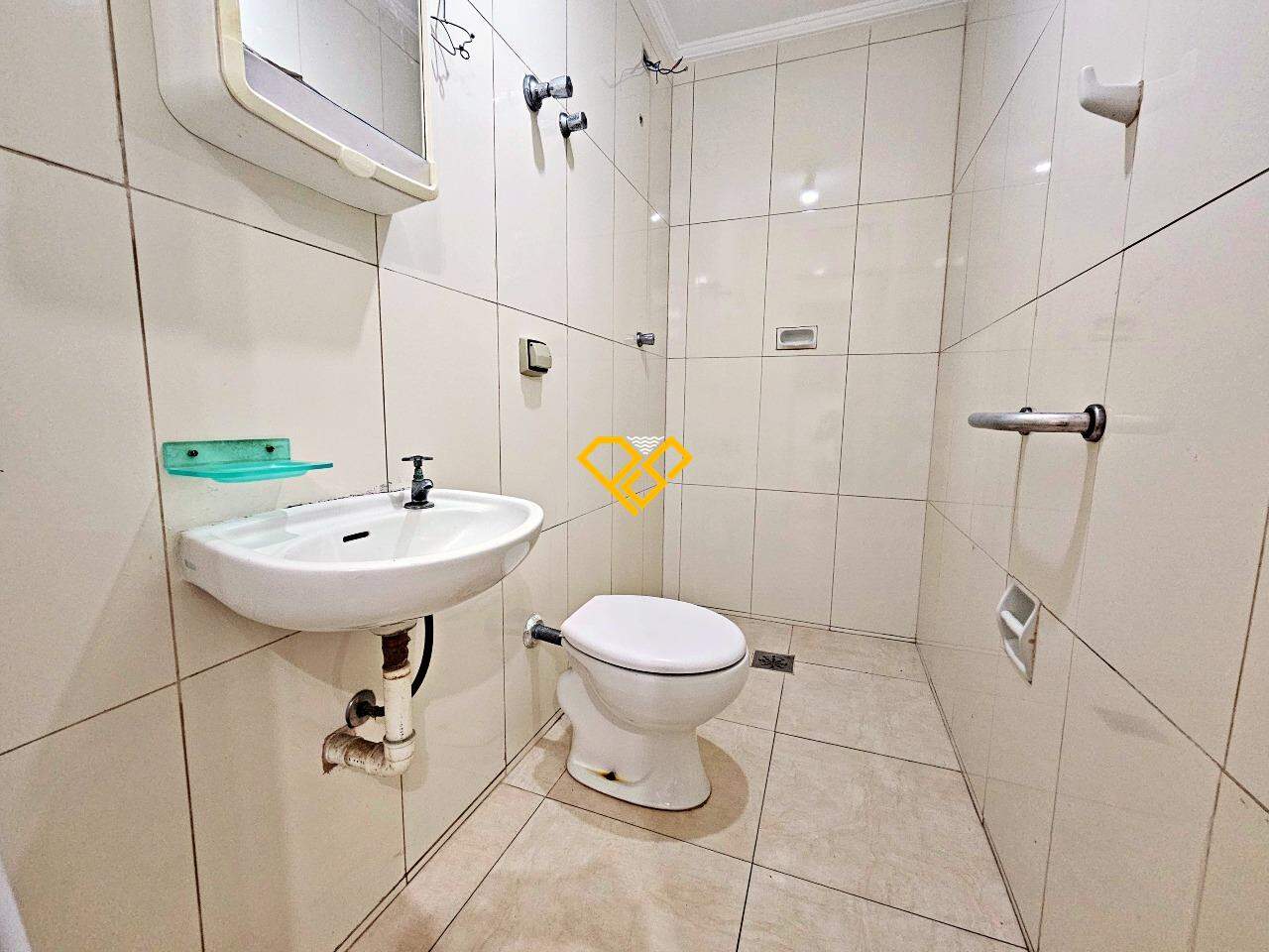 Apartamento à venda no Ponta da Praia: Wc de serviço
