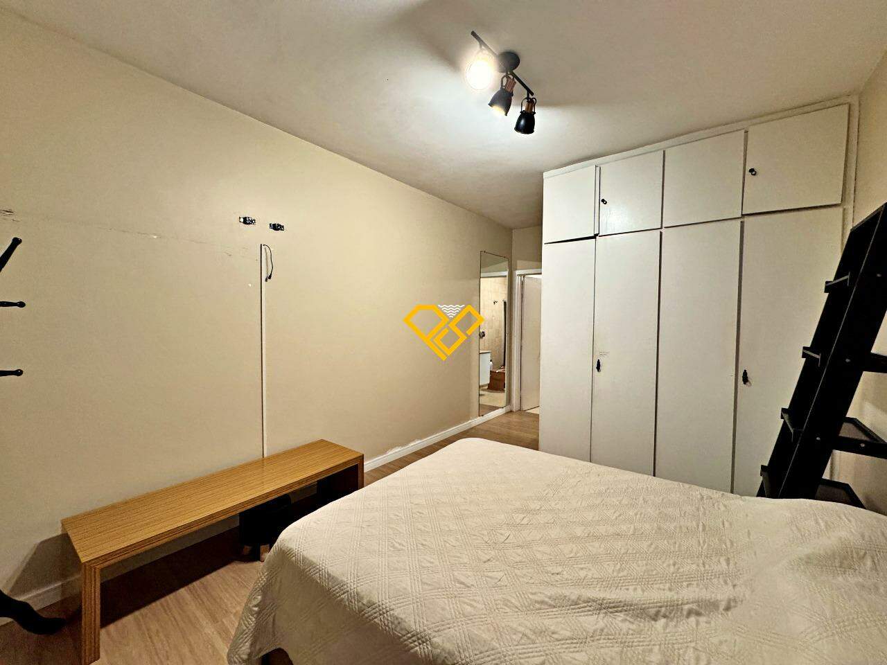 Apartamento para aluguel no Boqueirão: Dormitório 1 - suíte