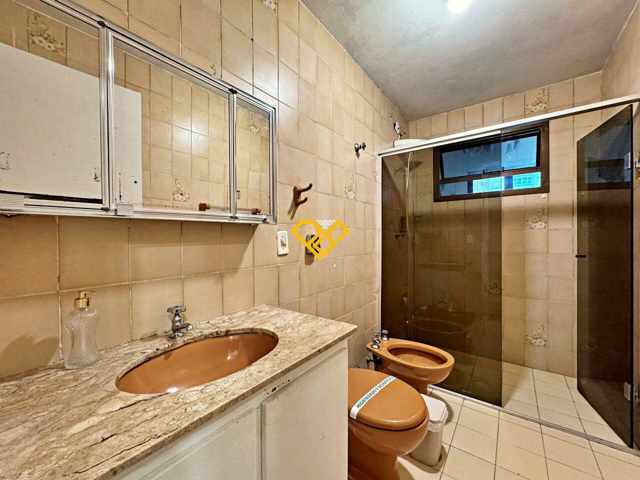 Apartamento para aluguel no Boqueirão: Wc social