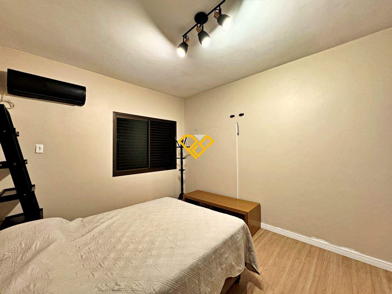 Apartamento para aluguel no Boqueirão: Dormitório 1 - suíte
