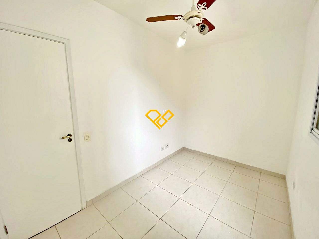 Casa à venda no Ponta da Praia: 2° andar quarto  2