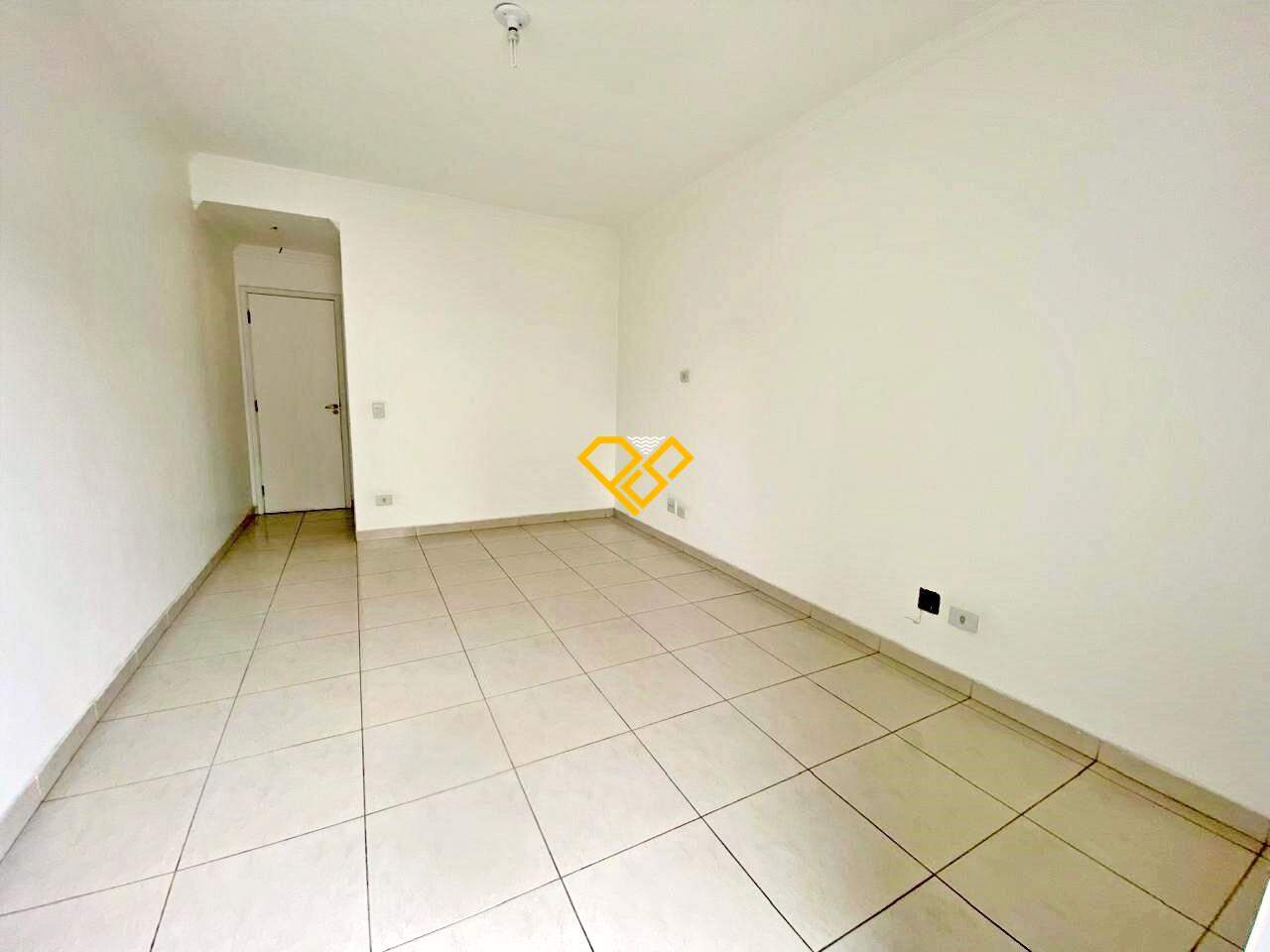 Casa à venda no Ponta da Praia: 2° andar quarto com suíte